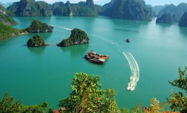 Vietnam Tourist Banner