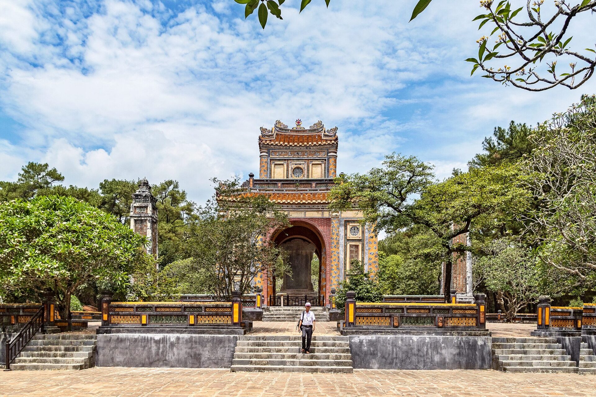 Hue city tour