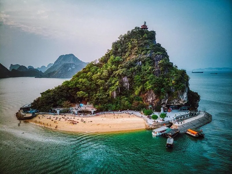 Ha Long Bay