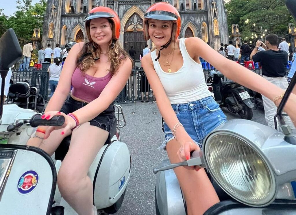 Vespa Tour in Hanoi