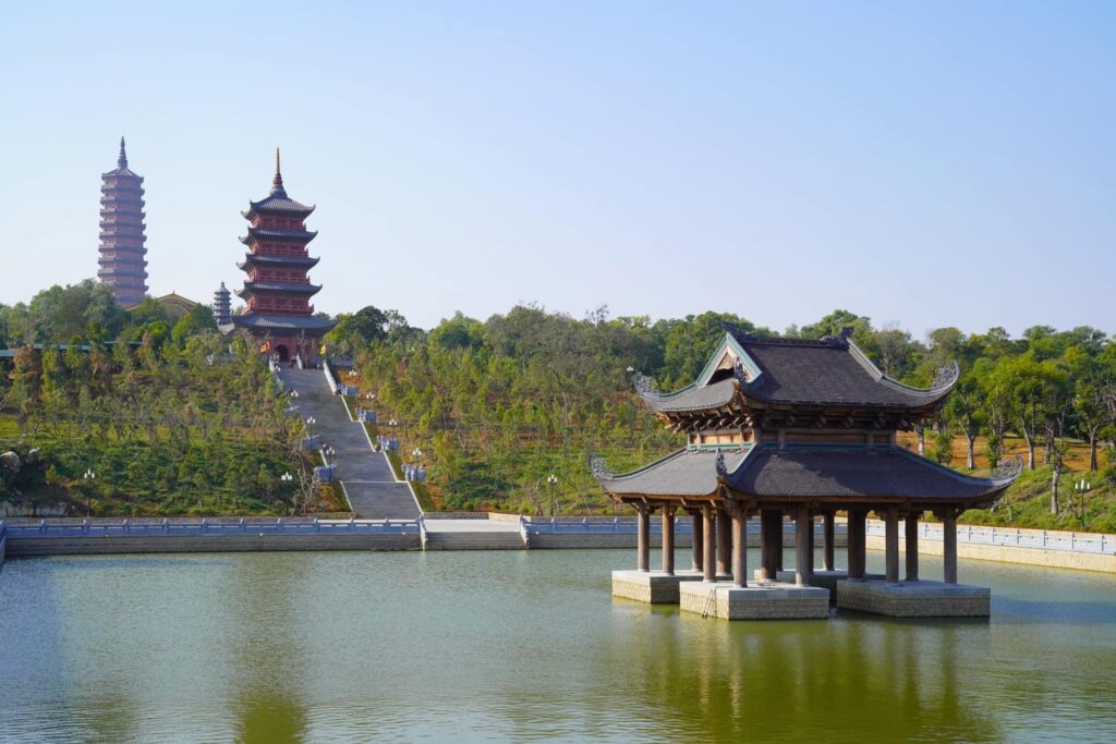 bai dinh pagoda