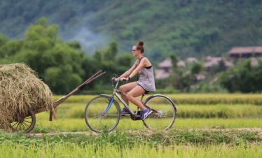 Biking Mai Chau