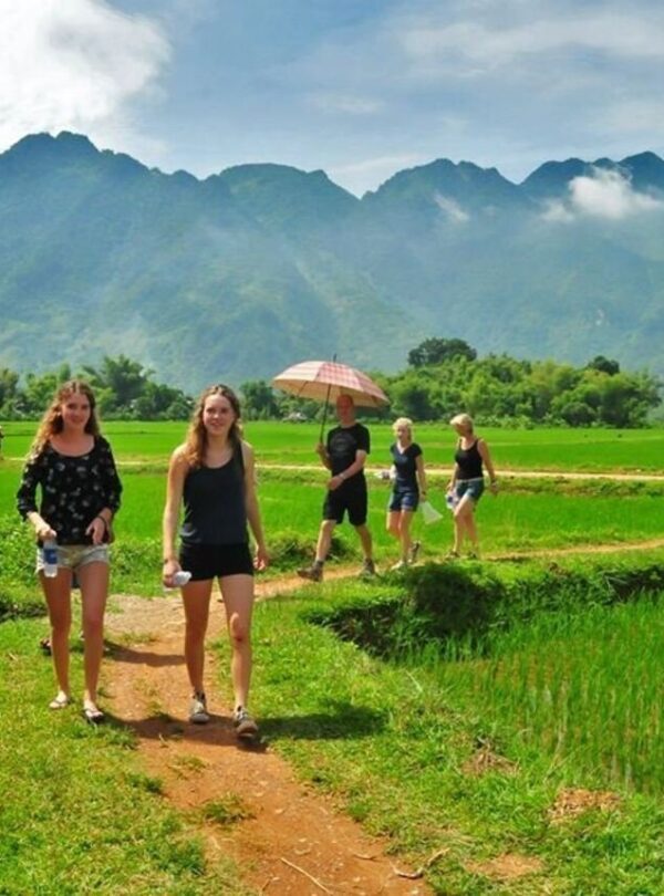 Walking Mai Chau