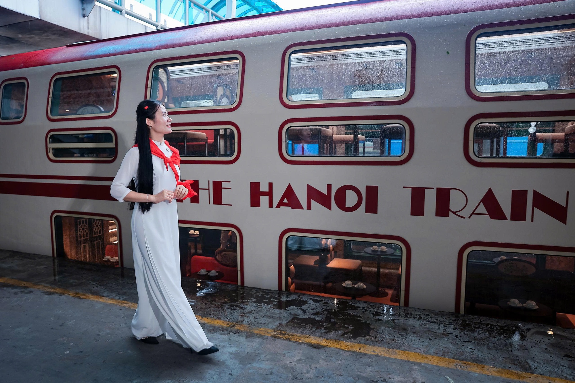 The Hanoi Train