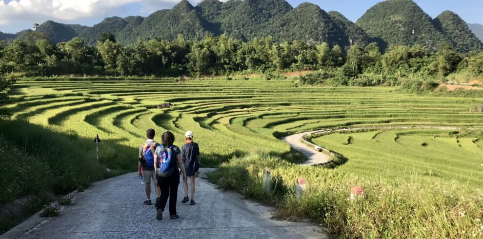 Pu Luong walking tour