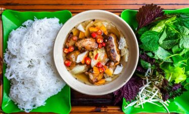 vietnam food tour