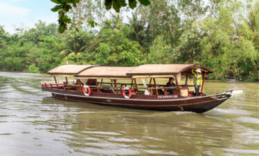 boat cruise on mekong river