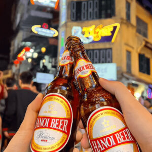 bia-hoi-corner-hanoi-hanoi-locals-1-1