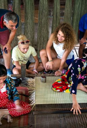 International arrivals to Viet Nam exceed two million for three consecutive months