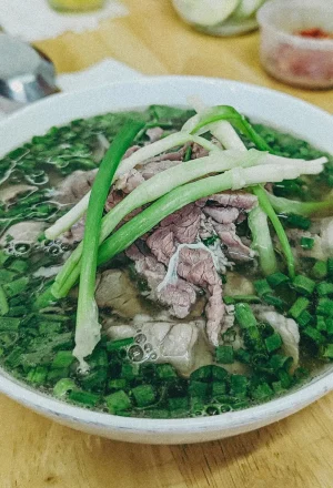Explore must-visit food heavens in Hanoi