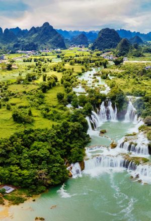 Ban Gioc Waterfall: Majestic beauty on the Northern border