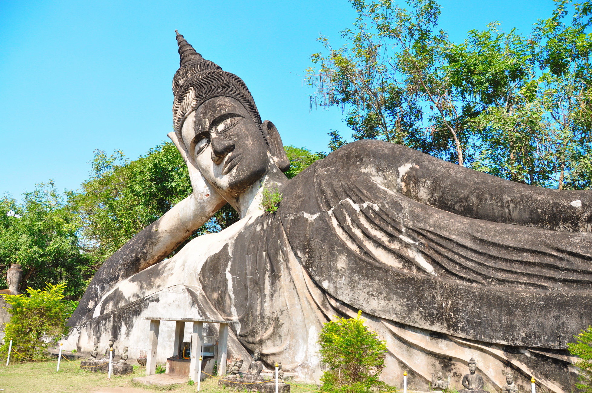 lao