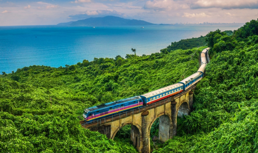 Vietnam Transportation Guide: How to Travel Around Vietnam Like a Local