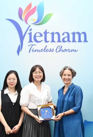 Vietnam and Poland strengthen cooperation to boost tourism and aviation connectivity
