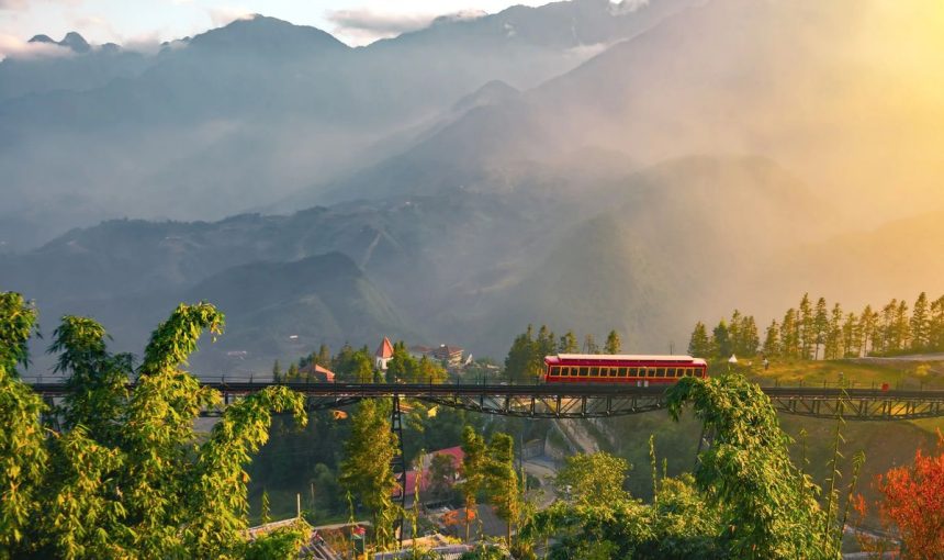 Should You Book Vietnam Tour Packages or Travel Independently?