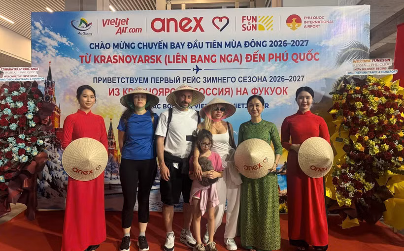 First direct flight from Russia brings more than 370 tourists to Phu Quoc
